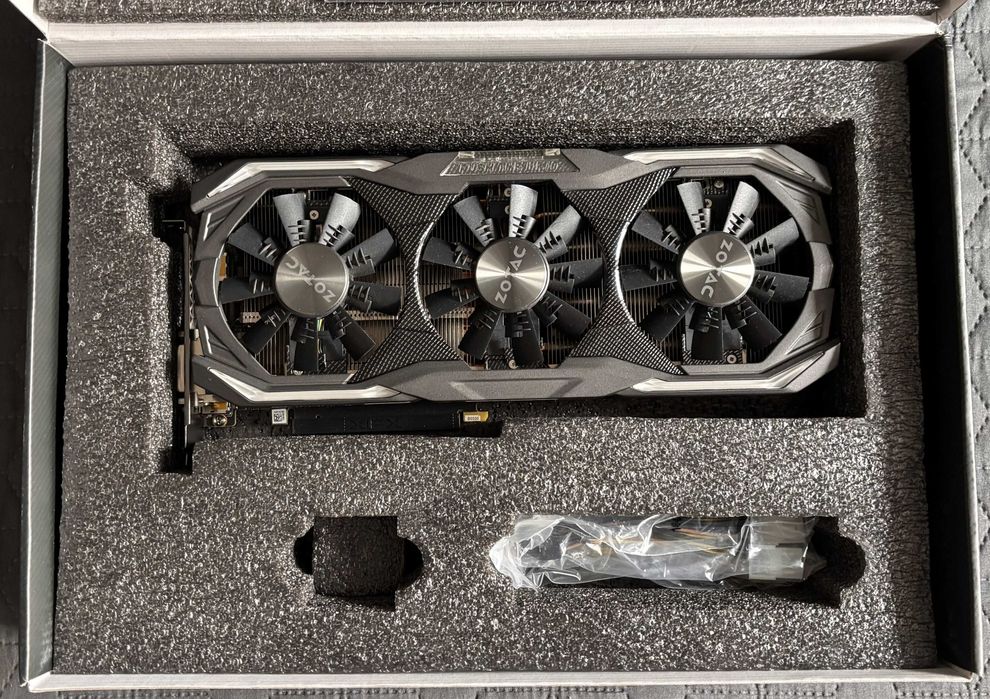 Placa video ZOTAC GeForce GTX 1070 AMP Extreme