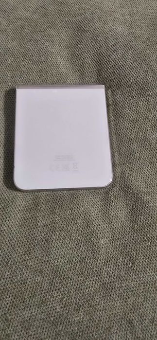 Samsung Galaxy Z Flip5