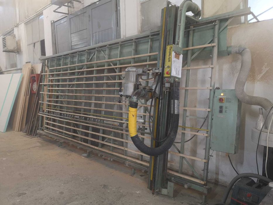 Vand Striebig 6220AV masina de taiat pe verticala