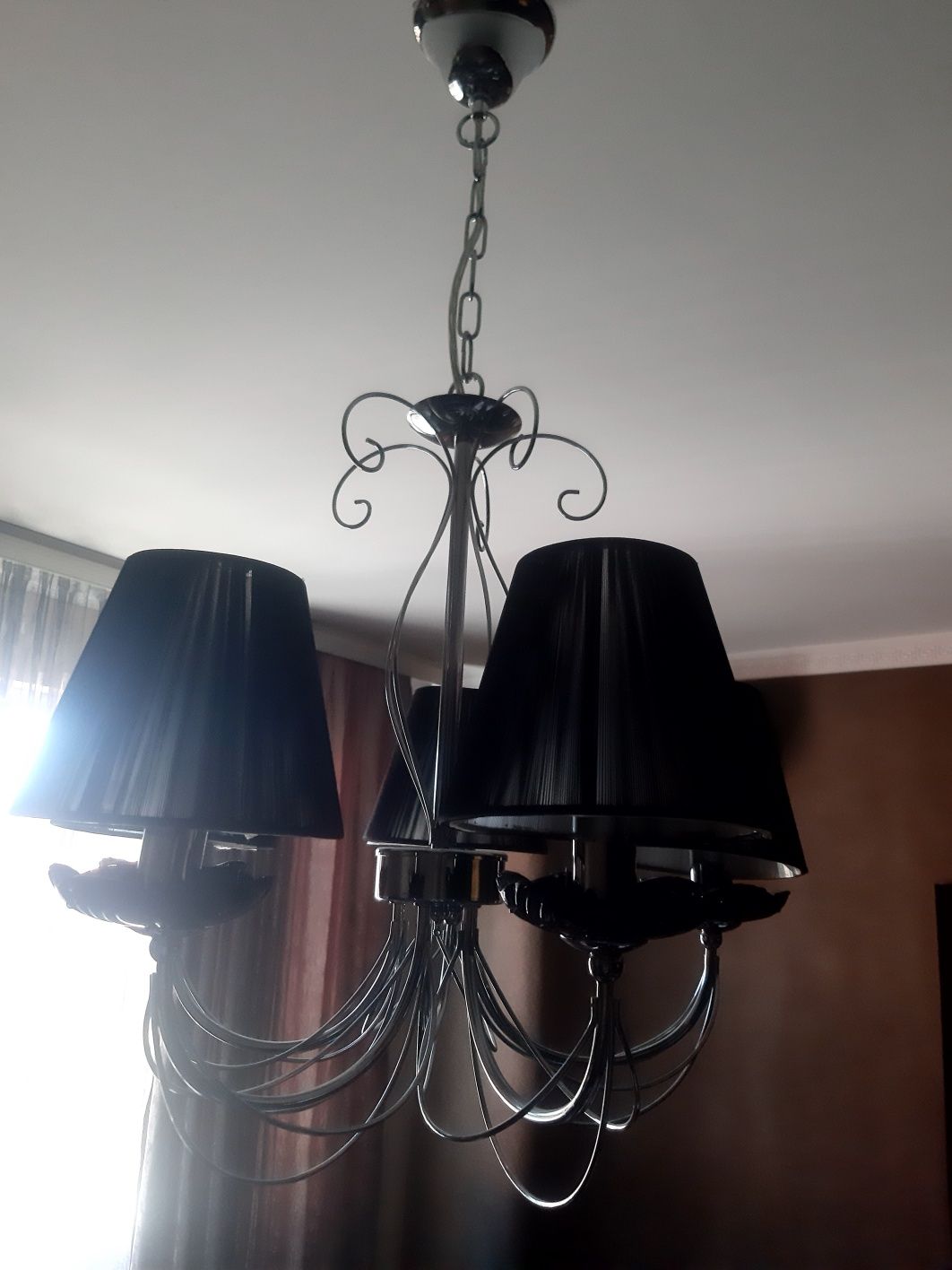 Полилей с пет крушки+Крушките подарък
