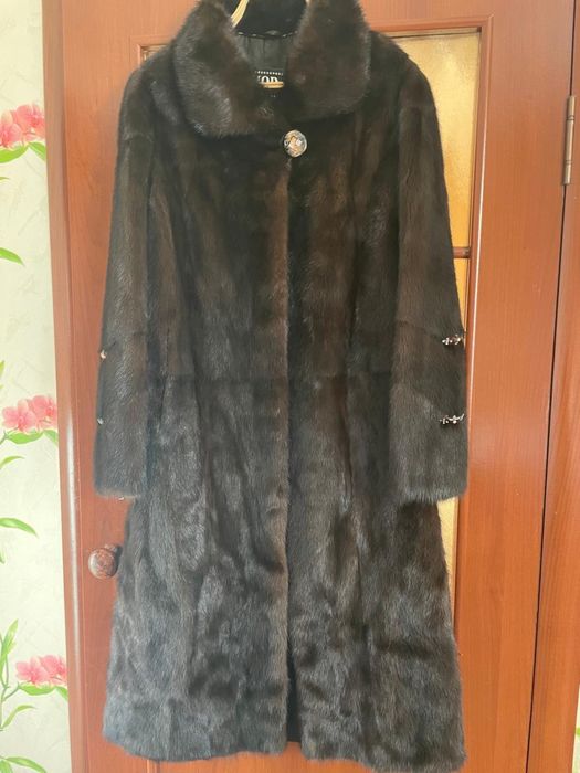 Шуба норка длинная  коричневая