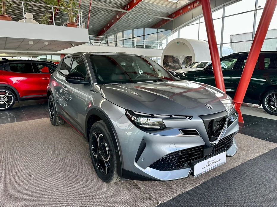 Alfa Romeo Junior Alfa 145CP DNA Full Hybrid Automata SUV