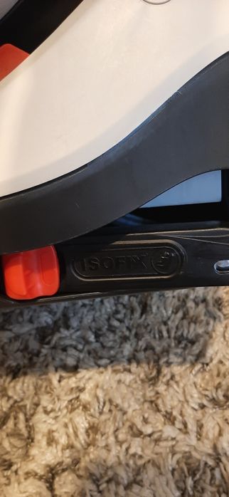 Scaun auto Chicco Isofix 0+