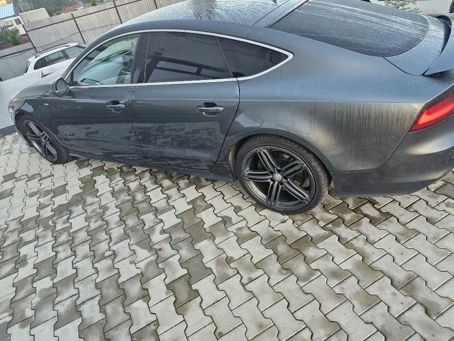 Dezmembrez Audi A7 S Line 3.0 TDI cod motor CDUC an 2012