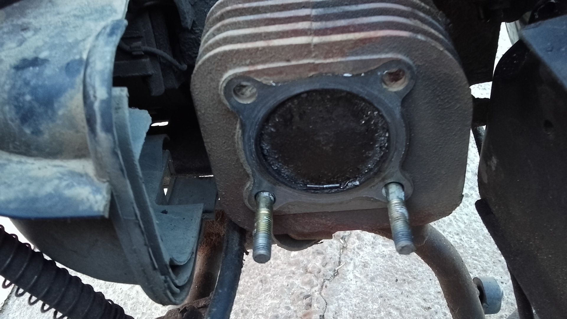Repar scutere ATV  drujbe cositori sapatori