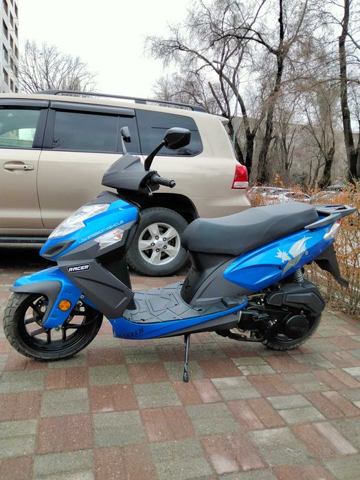 Продам мощный 150 кубовый  мопед RACER STELLS