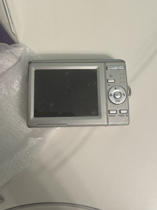 BenQ DC C1430 Digital Camera