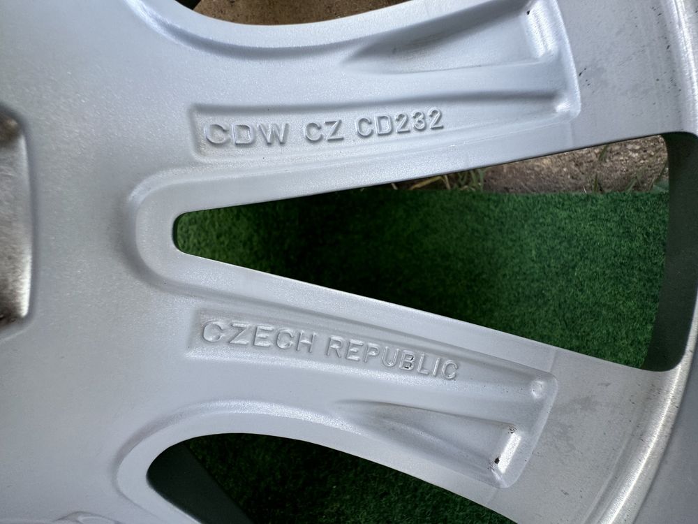 4 броя Джанти БМВ BMW Style 236 17 цола за F10 F11 F12 F30 e90 е91 F34