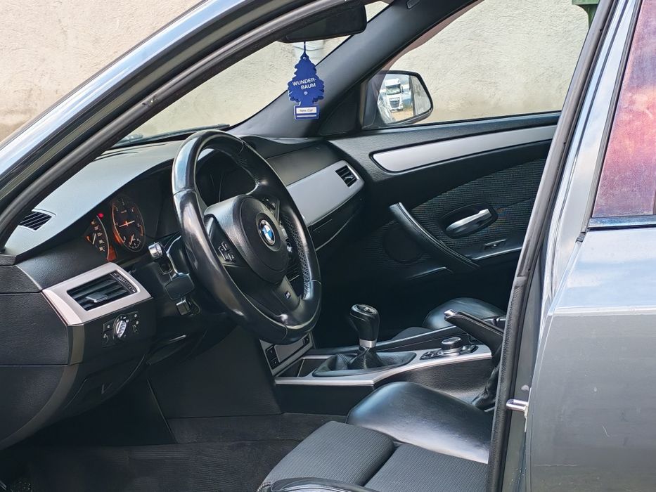 BMW e 60 M pack facelift520 d 2009