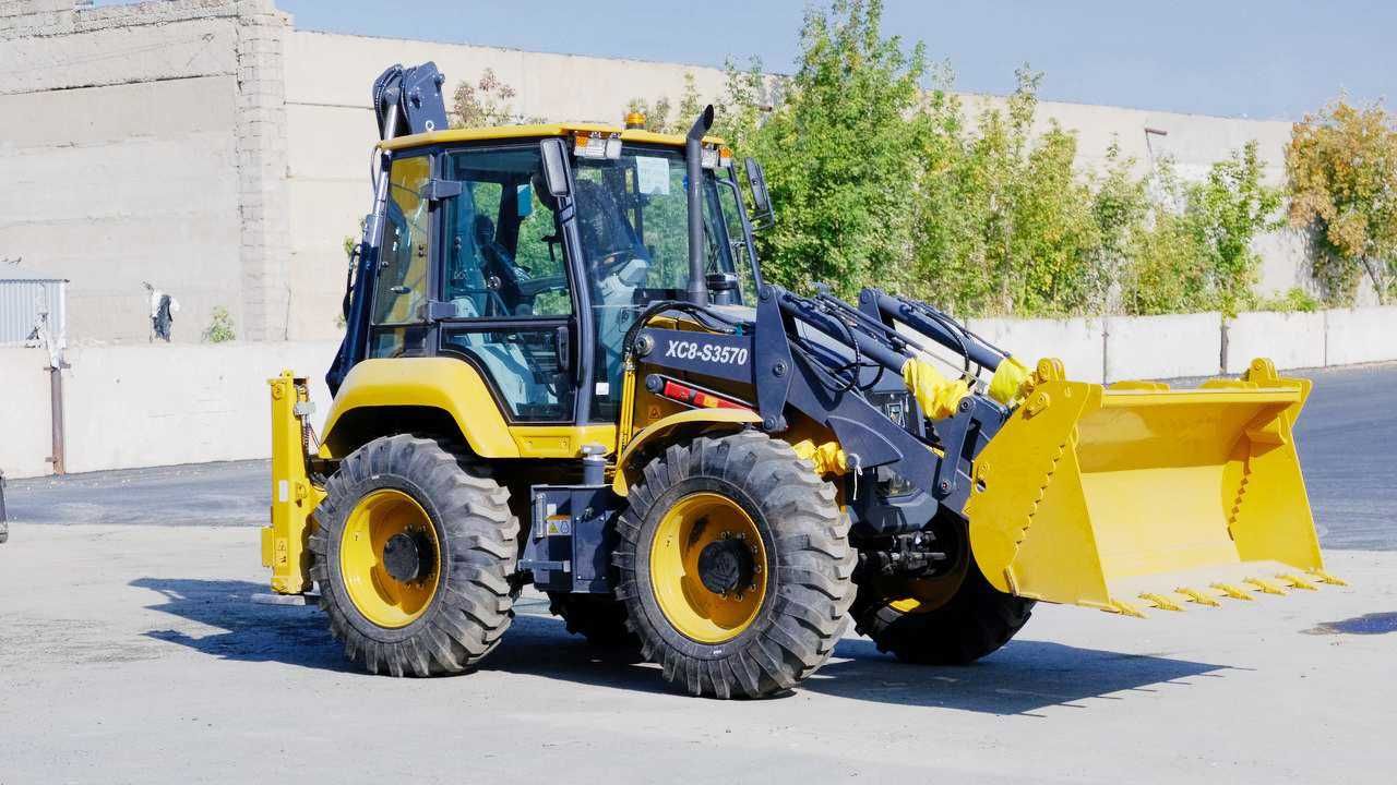 Экскаватор - Погрузчик XCMG  ХС8-S3570 с Телескопической стрелой