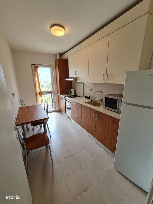 Inchiriez ap.ADORA PARK 2 Camere cu Nisa,Modern,Parcare,Balcon, Bl.Nou