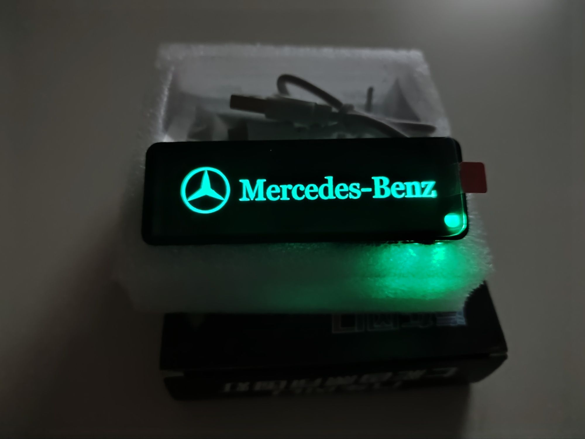 Ароматизатор с подсветкой Mercedes Benz