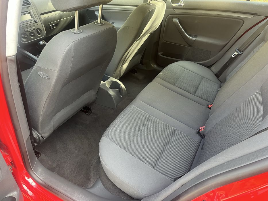 Vand golf 5 din 2006, motor 1.4 Mpi