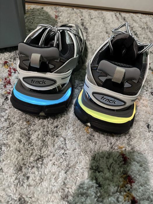 Balenciaga Track LED marime 44
