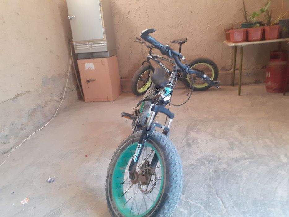 Велосипед сотилади 20 лик Калин балонли скарастной