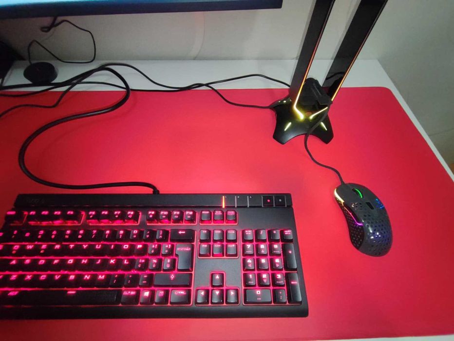 Vand kit gaiming Corsair strafe, Mouse XTFY M4 RGB, Cord Holder RGB.