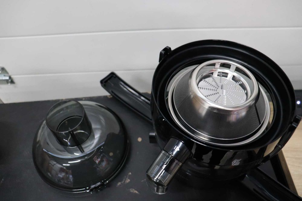 Сокоизстисквачка Philips Viva Collection, 1,5 литра, 500W, лек ДЕФЕКТ