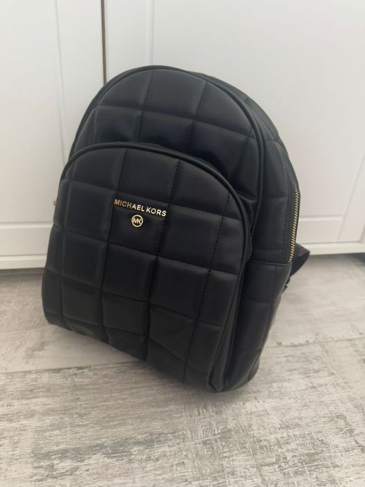 Ghiozdanel Guess / Michael Kors