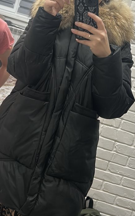 Продам куртку брала за 70000 мех натуральный продам за 20000