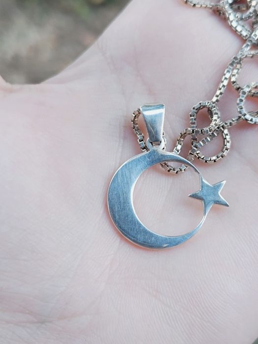 Vechi colier/lant si pandantiv din argint 925, in forma de semiluna