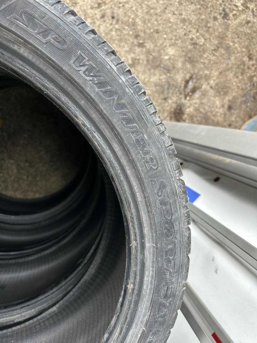 4 броя 235/40/19 96V Зимни гуми Dunlop winter sport