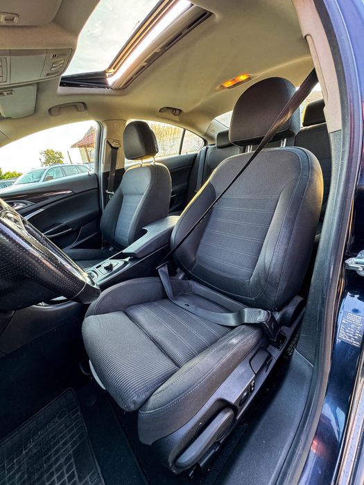 Opel insignia 2.0 tdi  2010 E5