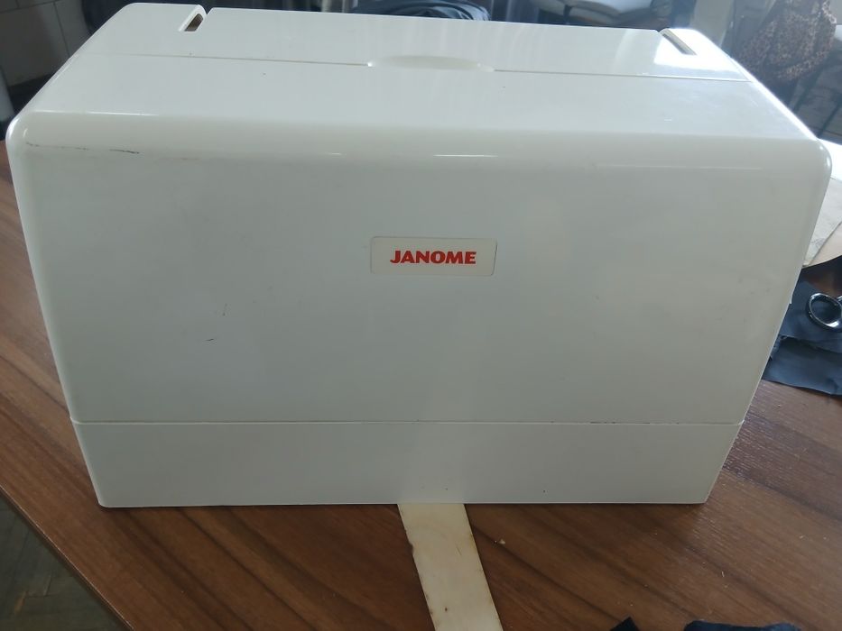 Janome tikuv mashinasi