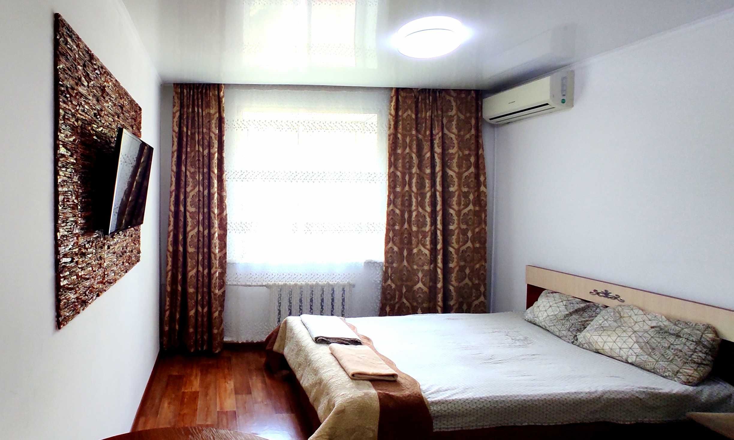 Посуточно уютная и чистая квартира-студия в самом центре Алматы