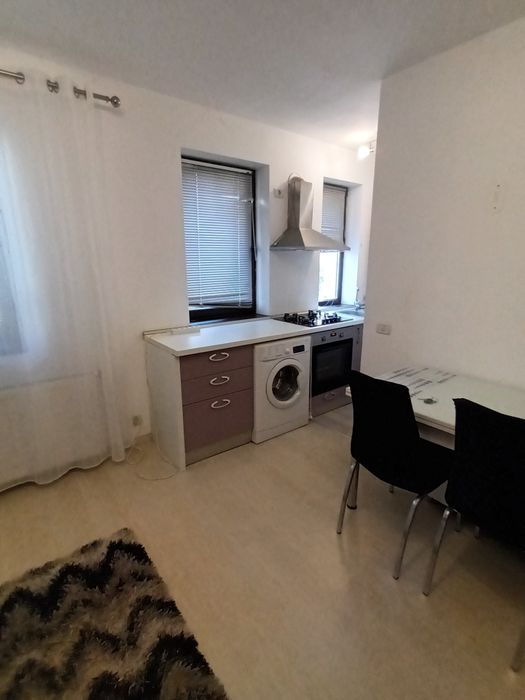 Proprietar închiriez garsoniera Giroc.