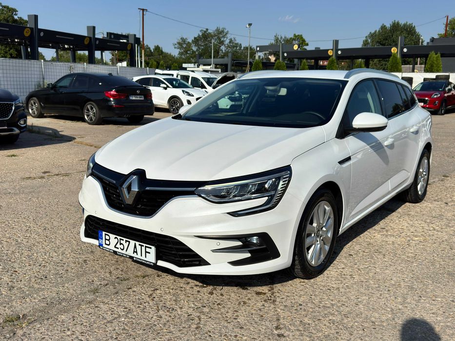 INCHIRIERI AUTO. BUCURESTI Renault Megane 2024 manual