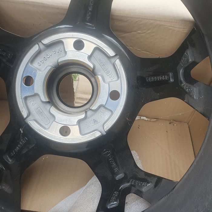 Janta aliaj NOUA Matrix Opel Crossland Mokka R17 2020- 2024 39216684