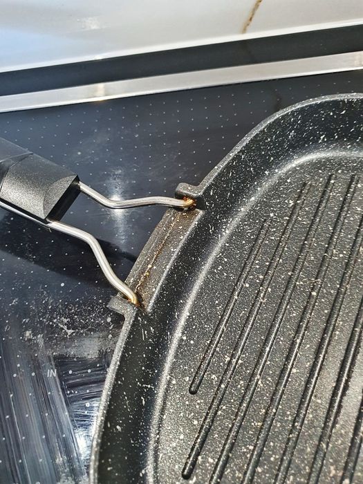 Форма сърце за печене и грил тиган