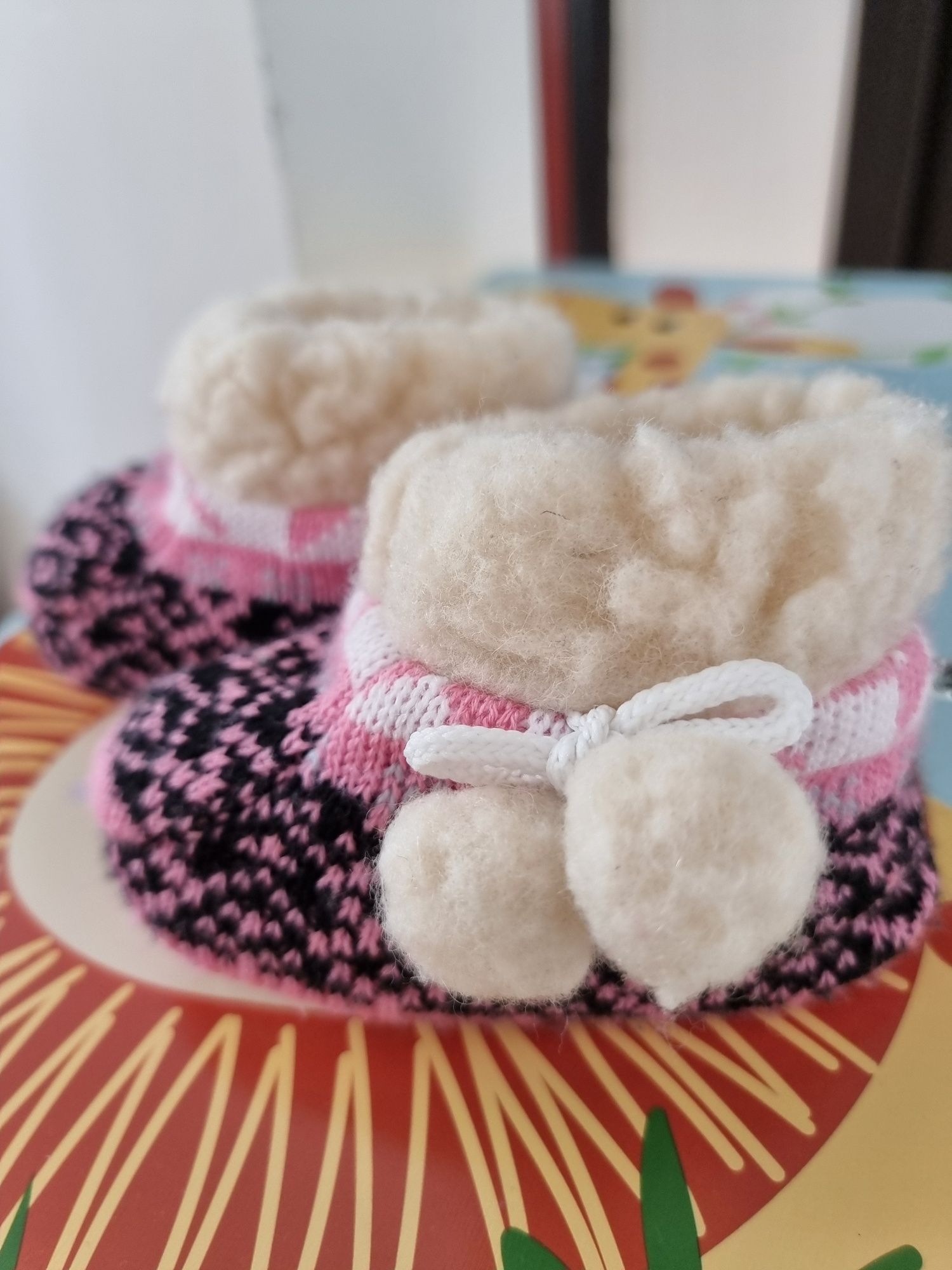 Botoși tricotați bebeluși