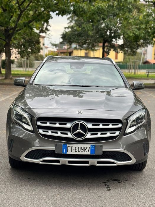 Mercedes-Benz GLA Proprietar în acte / accept Orice test