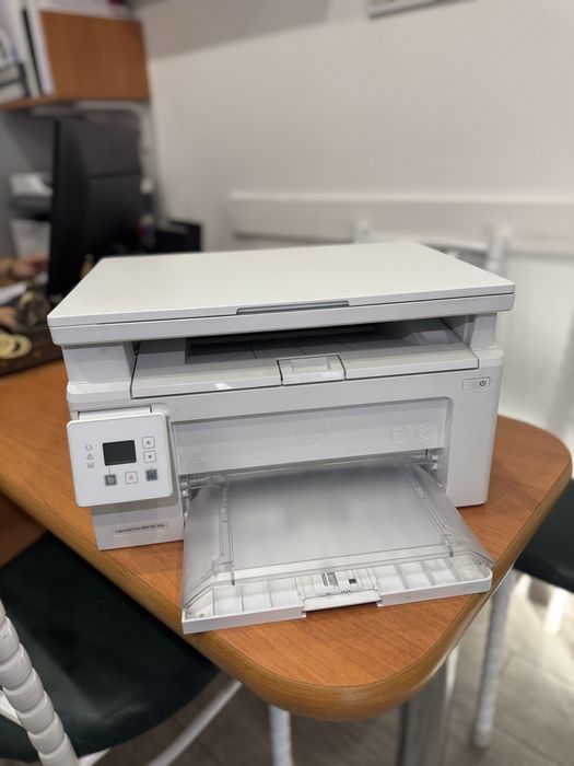 Принтер HP LaserJet Pro MFP M130a в отличном состоянии
