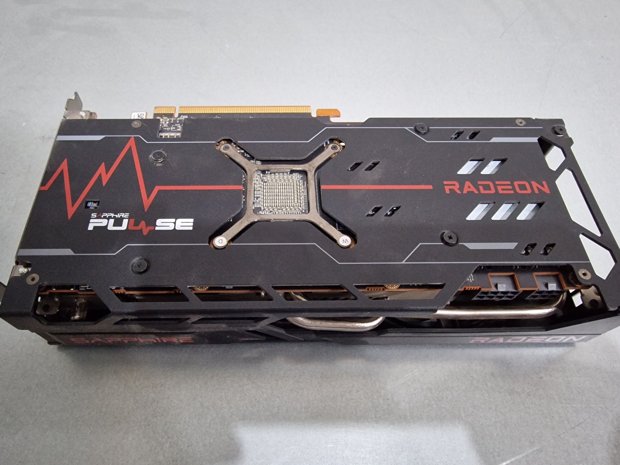 Sapphire Pulse Radeon RX 6700 XT 12GB
