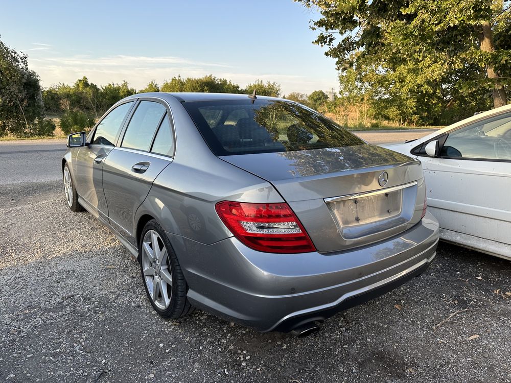 Mercedes C220CDI на части