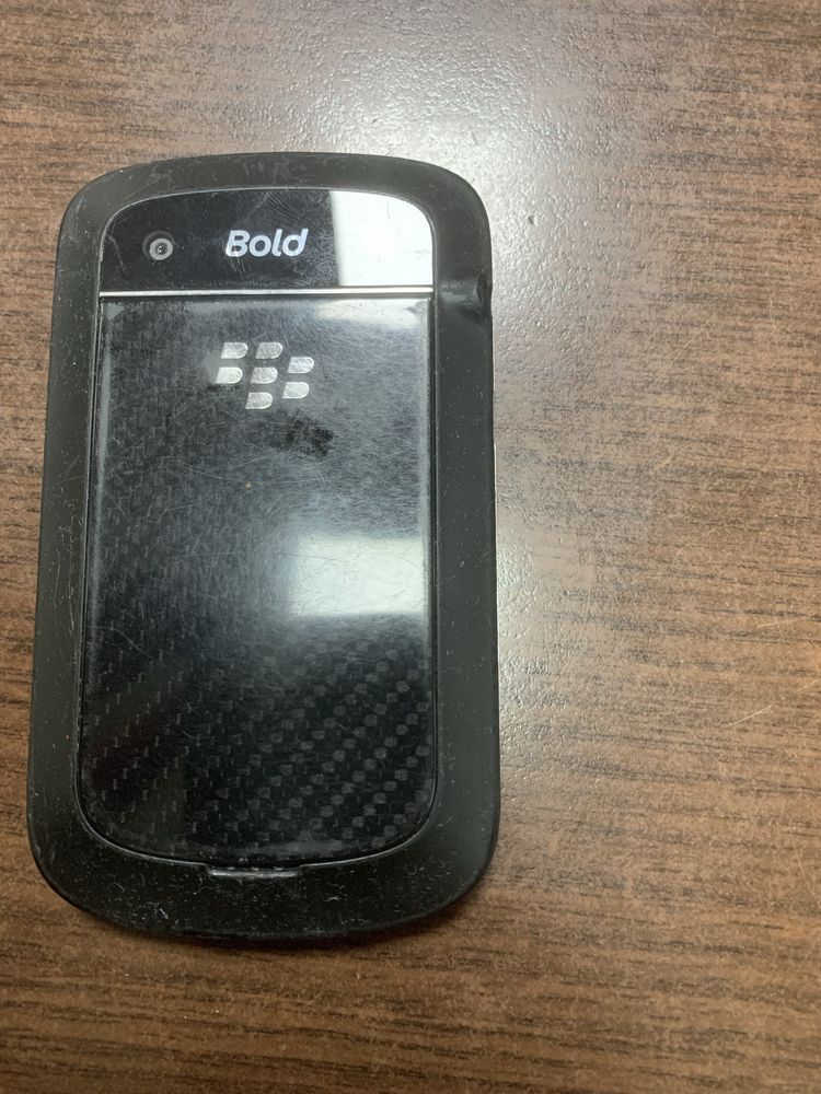 BlaclcBerry Bold 990