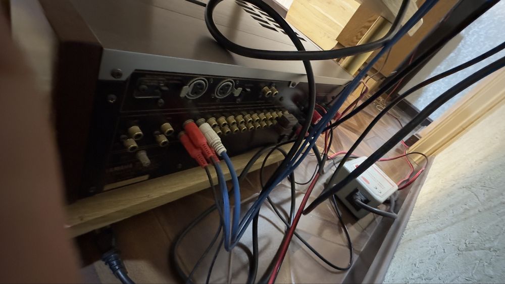 Yamaha fx3, Yamaha ax2000a, accuphase dp55