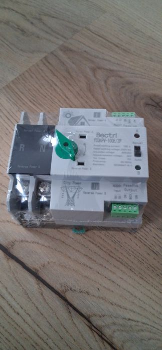 Comutator automat pentru Panouri fotovoltaice ATS 100A