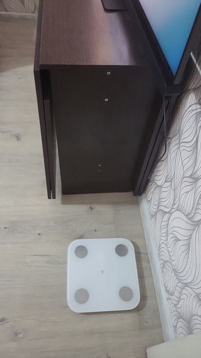Срочно продам стол раздвижной