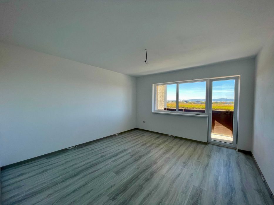 Apartament cu 2 camere la pret de studio Subcetate Sânpetru