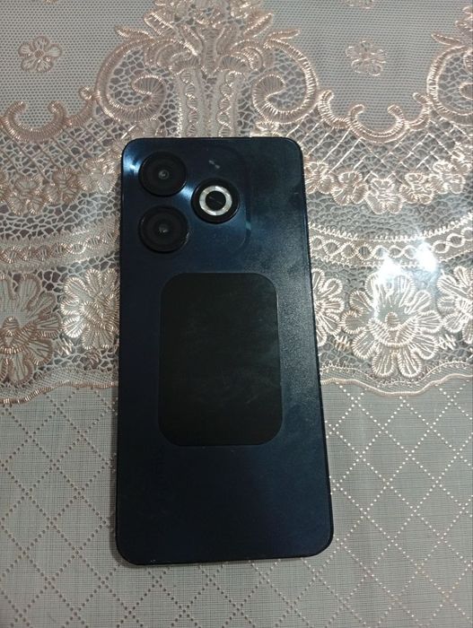 Infinix smart 8 holati zor