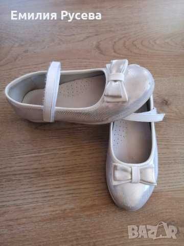 обувки и сандали- 31,32,33,34 номер