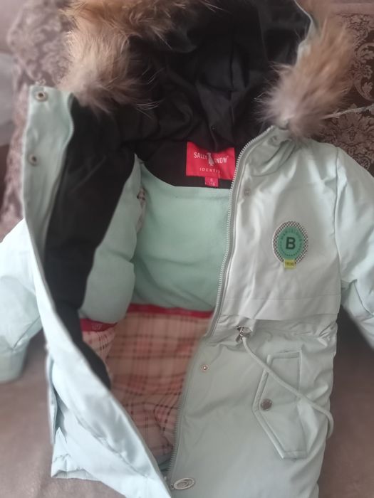Продам парка зимняя