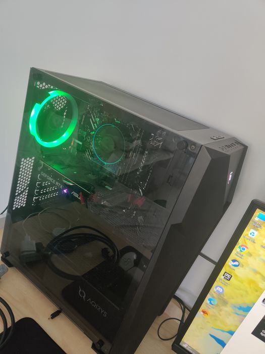 Computer gaming + monitor curbat 165 hz FHD