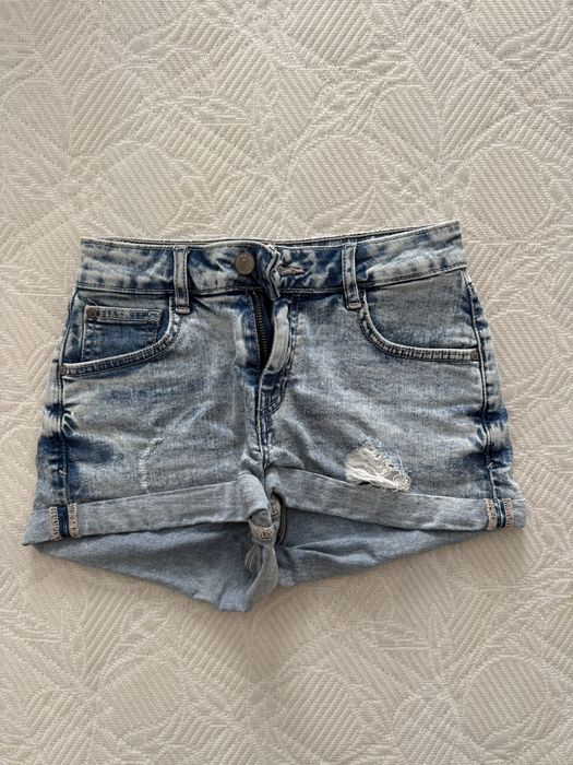 Запазени дрехи от 5 лв