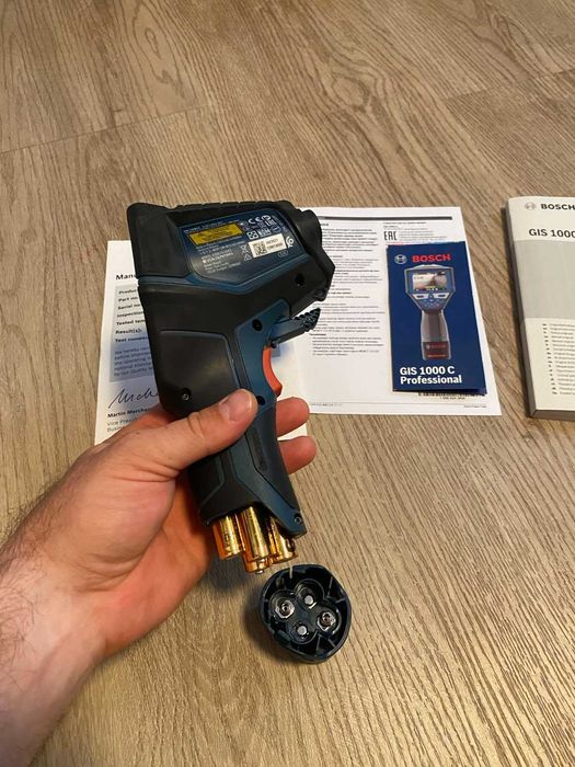 Термодетектор BOSCH Professional GIS 1000 C, (не е използвано)