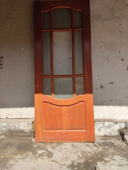 Продам деревянные двери