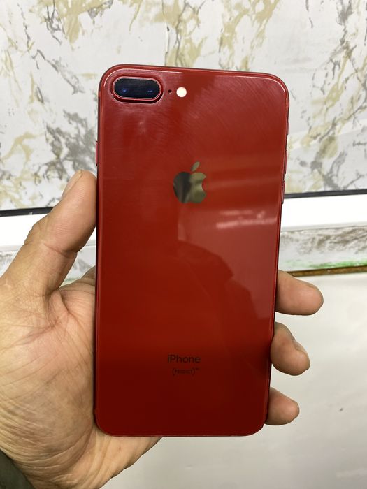 Айфон 8+ (64гб) телефон